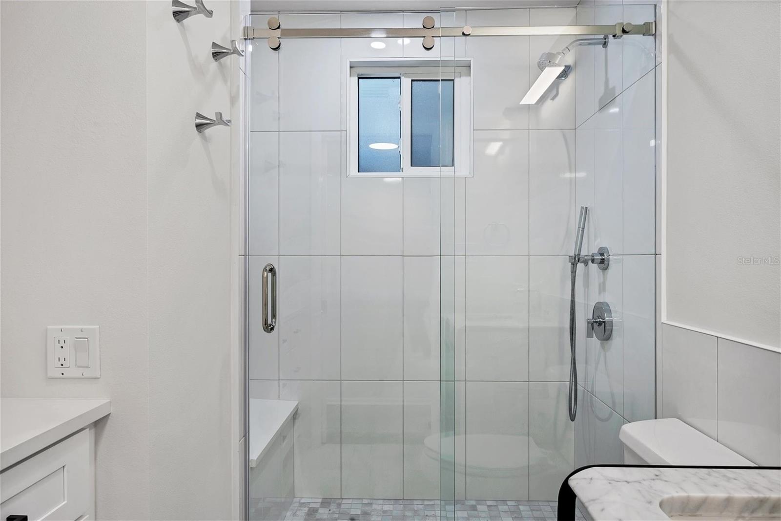 Image 38 of 60 For 226 Golden Gate Point 32