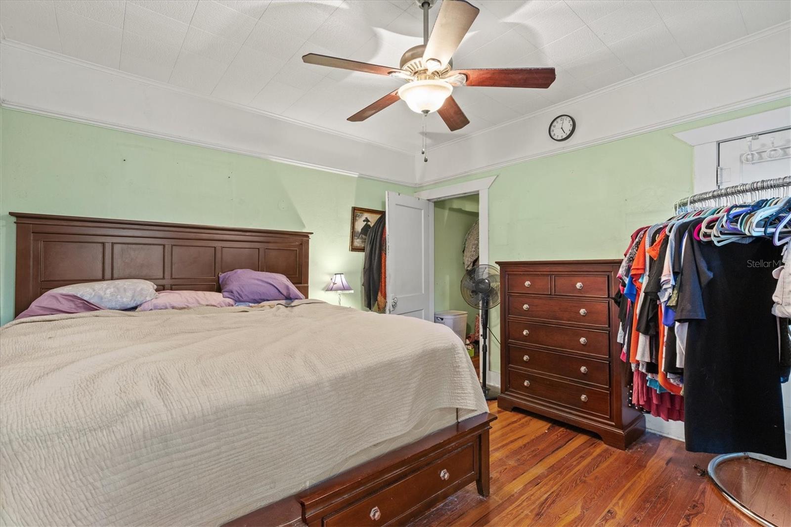 Image 17 of 61 For 2121 7th Avenue W