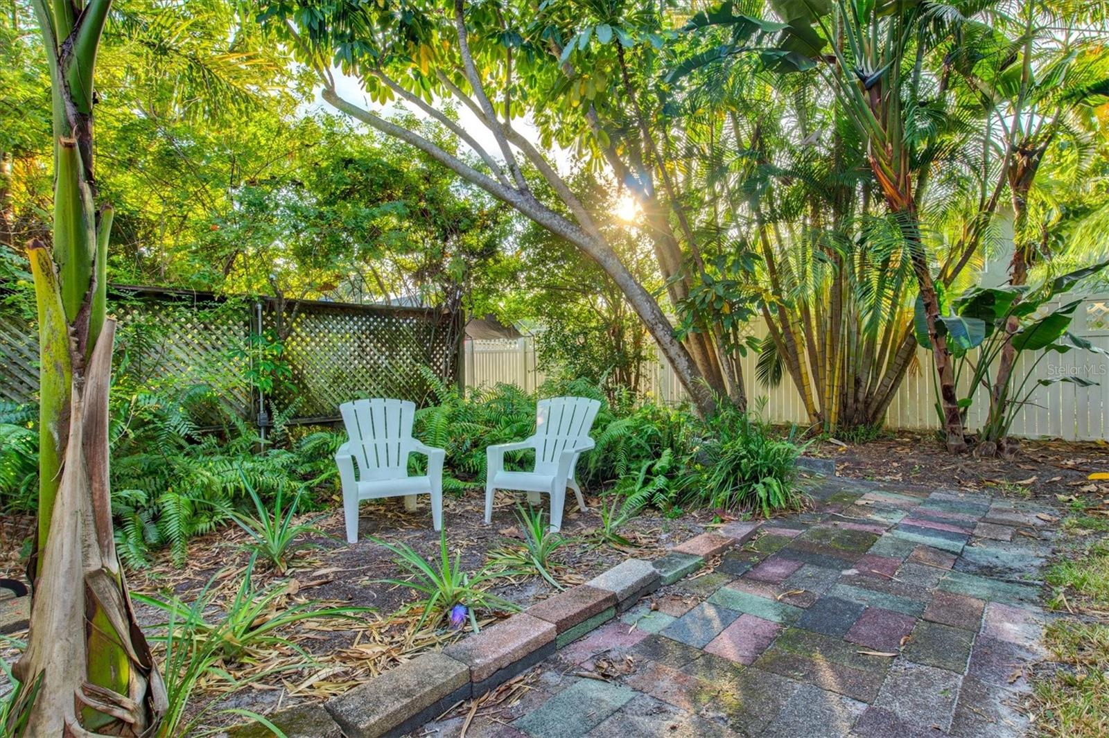 Image 22 of 61 For 2121 7th Avenue W