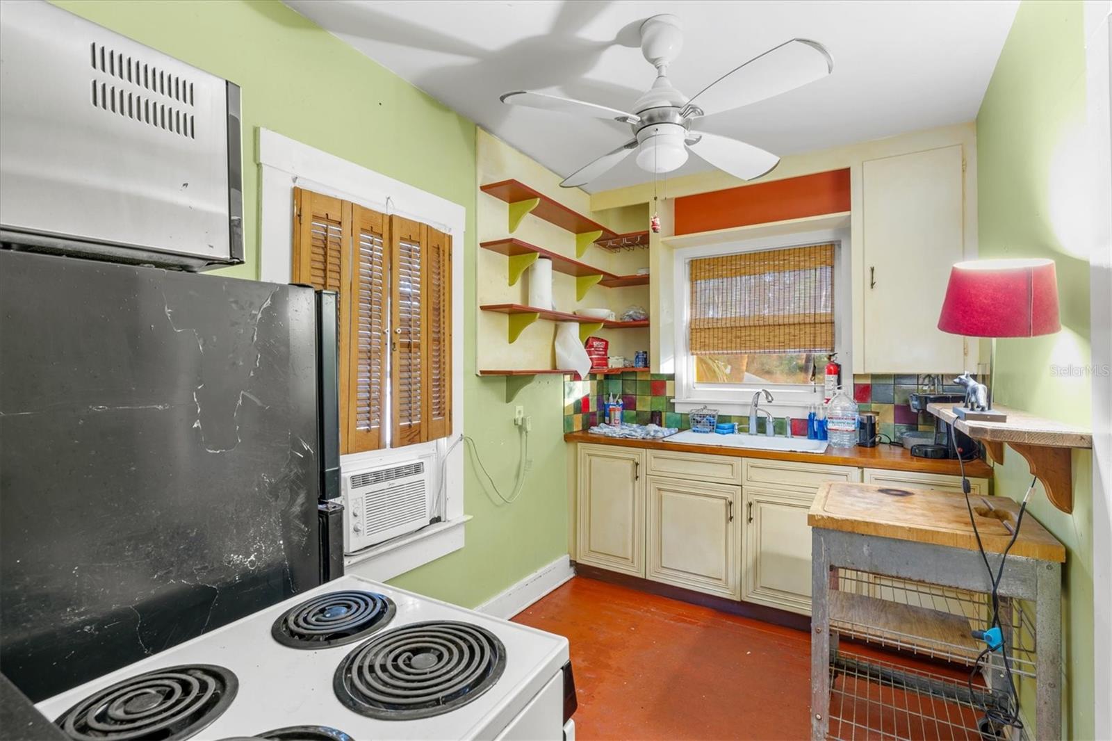 Image 39 of 61 For 2121 7th Avenue W