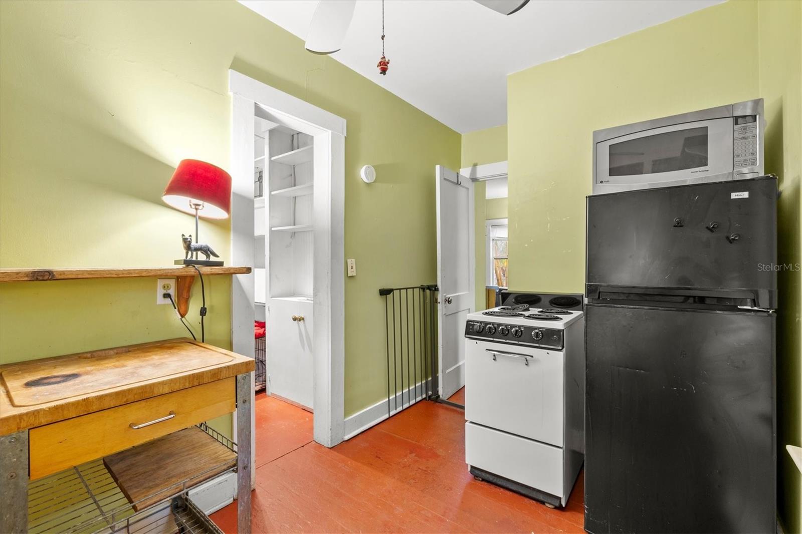 Image 40 of 61 For 2121 7th Avenue W