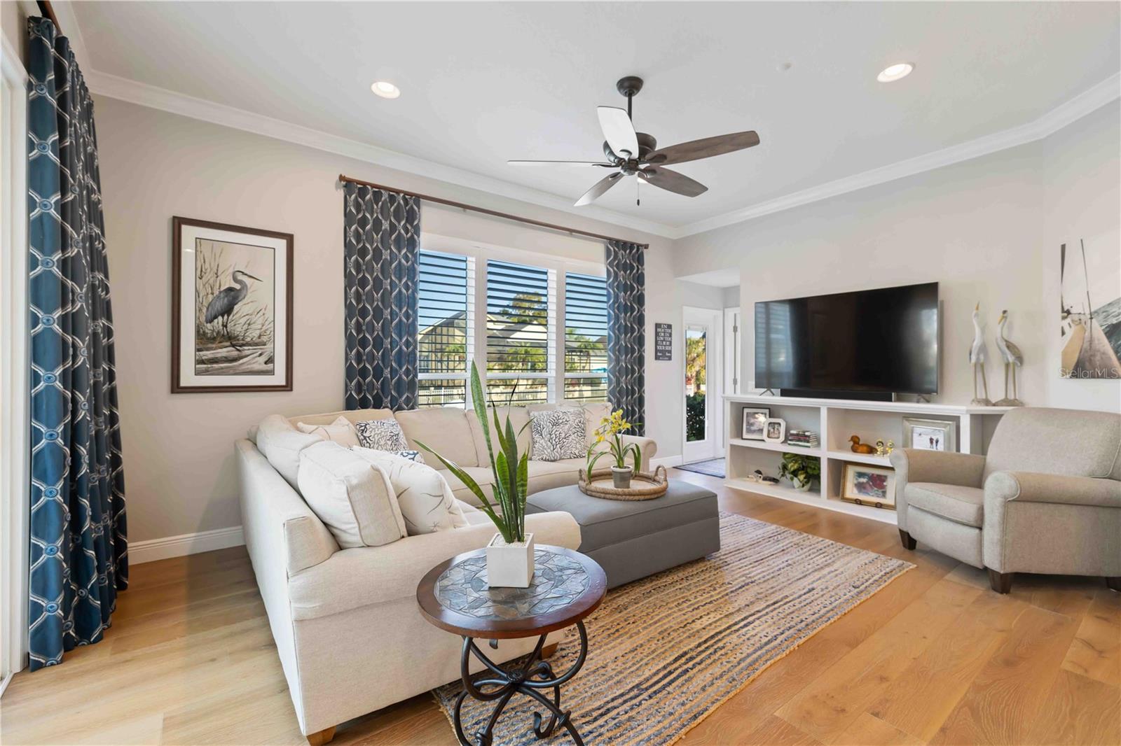 Image 18 of 56 For 304 Americas Cup Boulevard