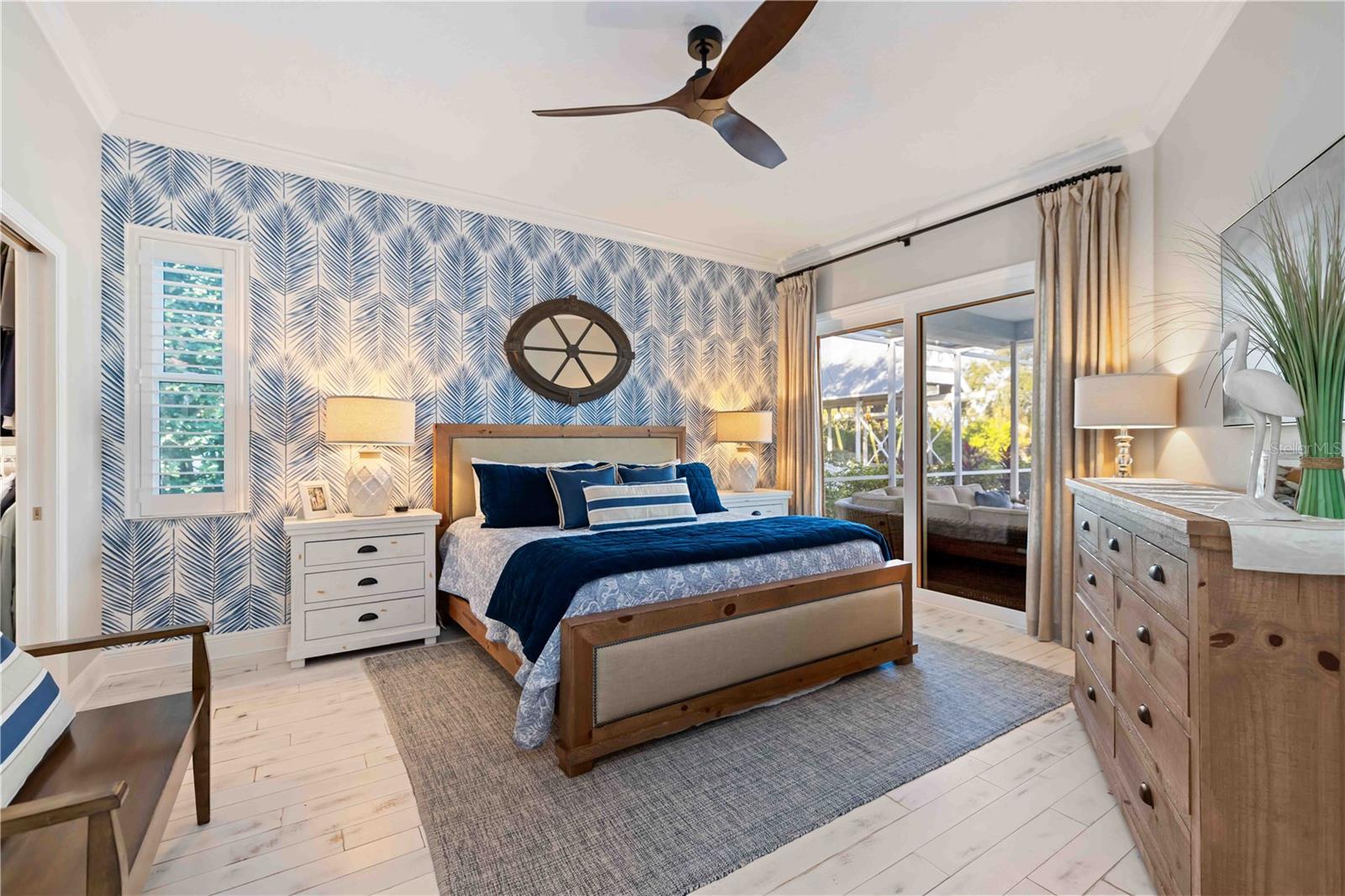 Image 27 of 56 For 304 Americas Cup Boulevard