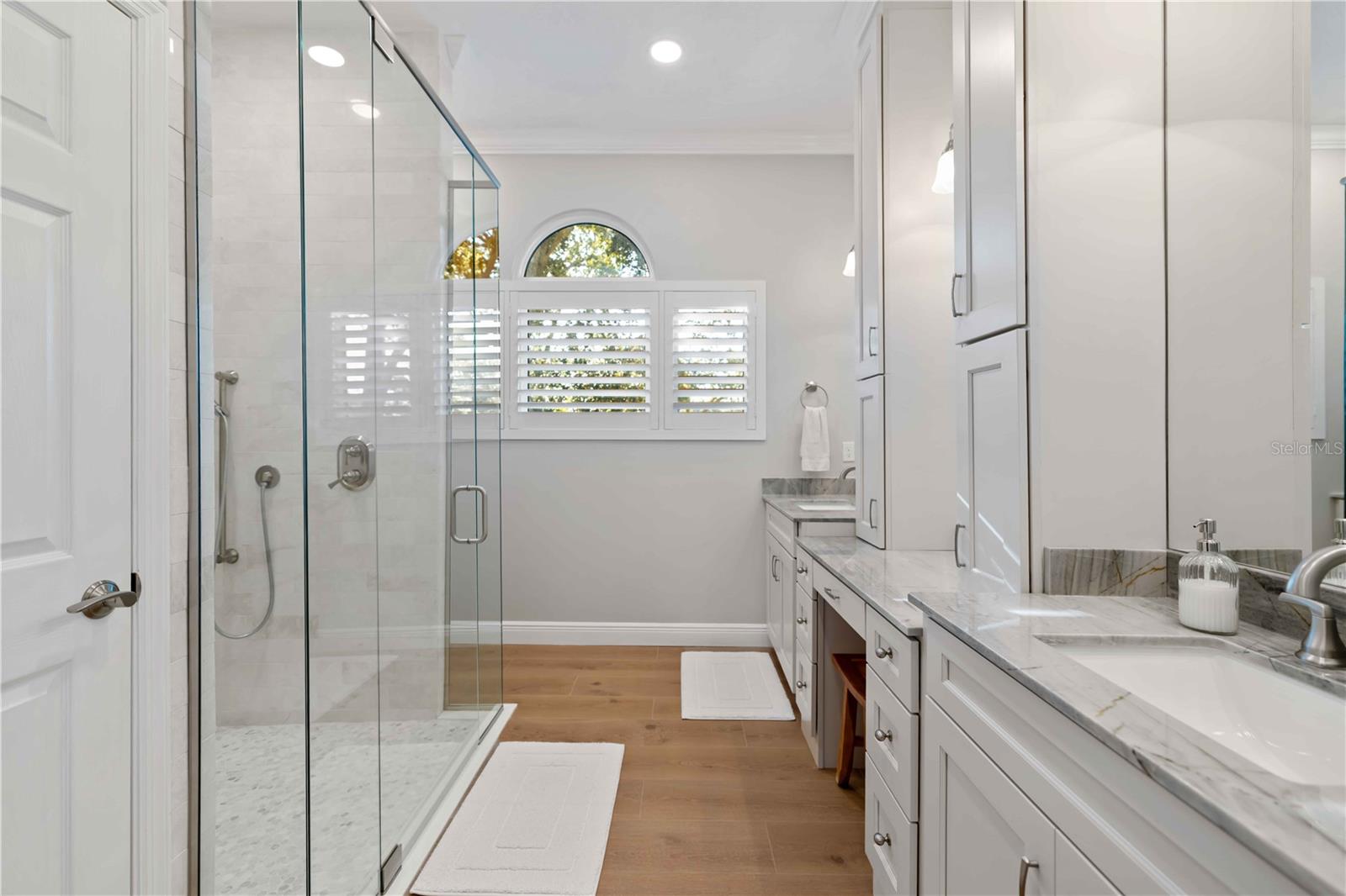 Image 30 of 56 For 304 Americas Cup Boulevard