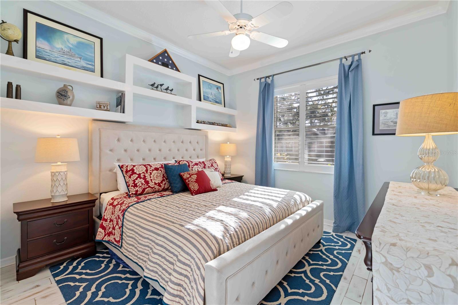 Image 36 of 56 For 304 Americas Cup Boulevard