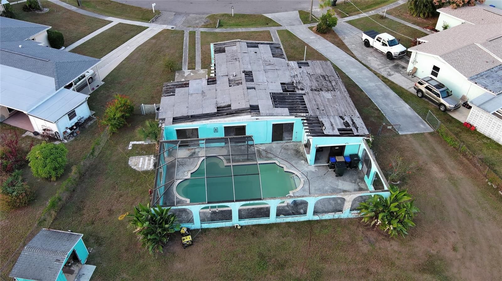 Image 11 of 40 For 6067 Merril Street