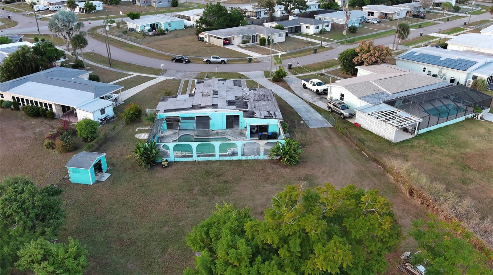 Image 12 of 40 For 6067 Merril Street