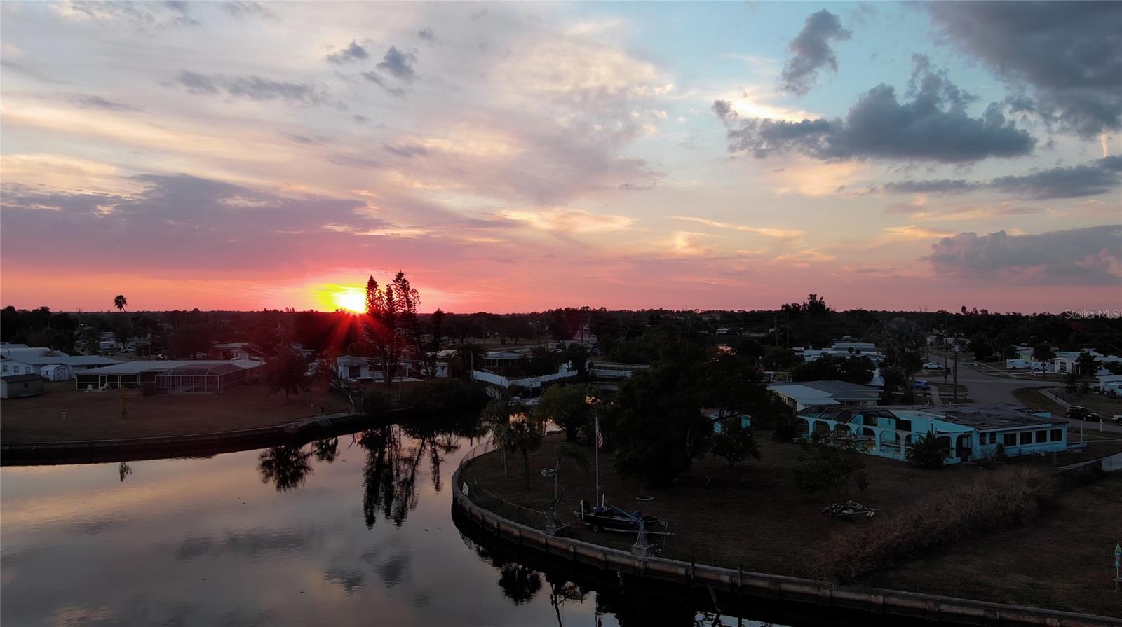 Image 17 of 40 For 6067 Merril Street