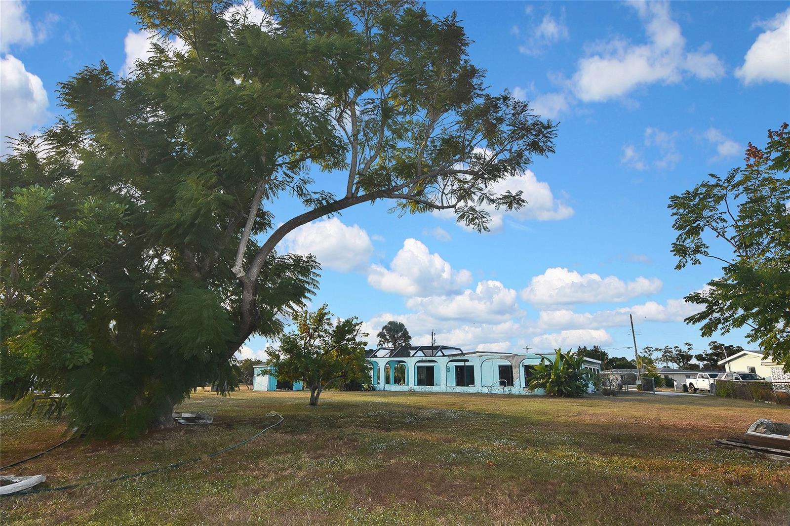 Image 26 of 40 For 6067 Merril Street