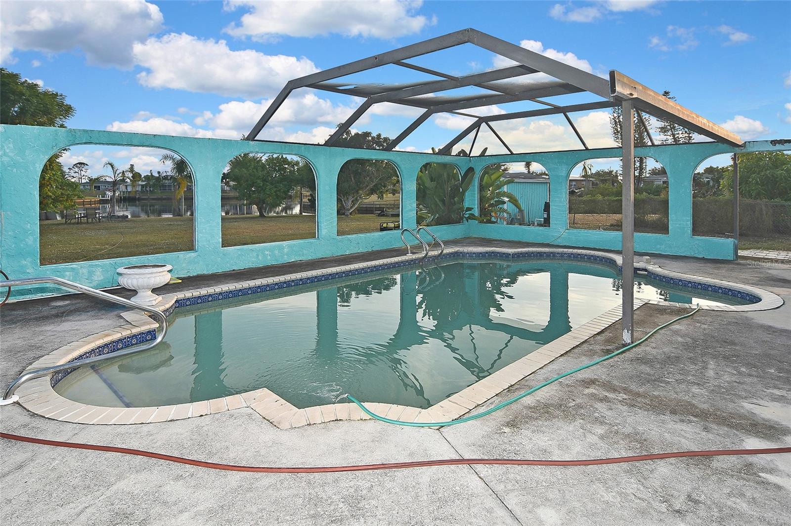 Image 36 of 40 For 6067 Merril Street