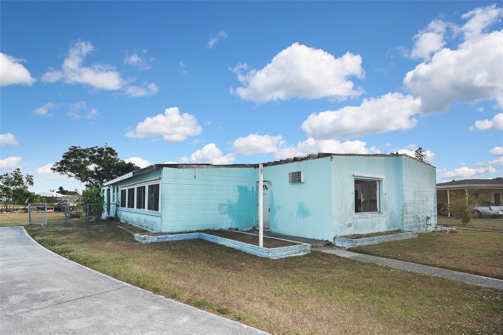 Image 37 of 40 For 6067 Merril Street