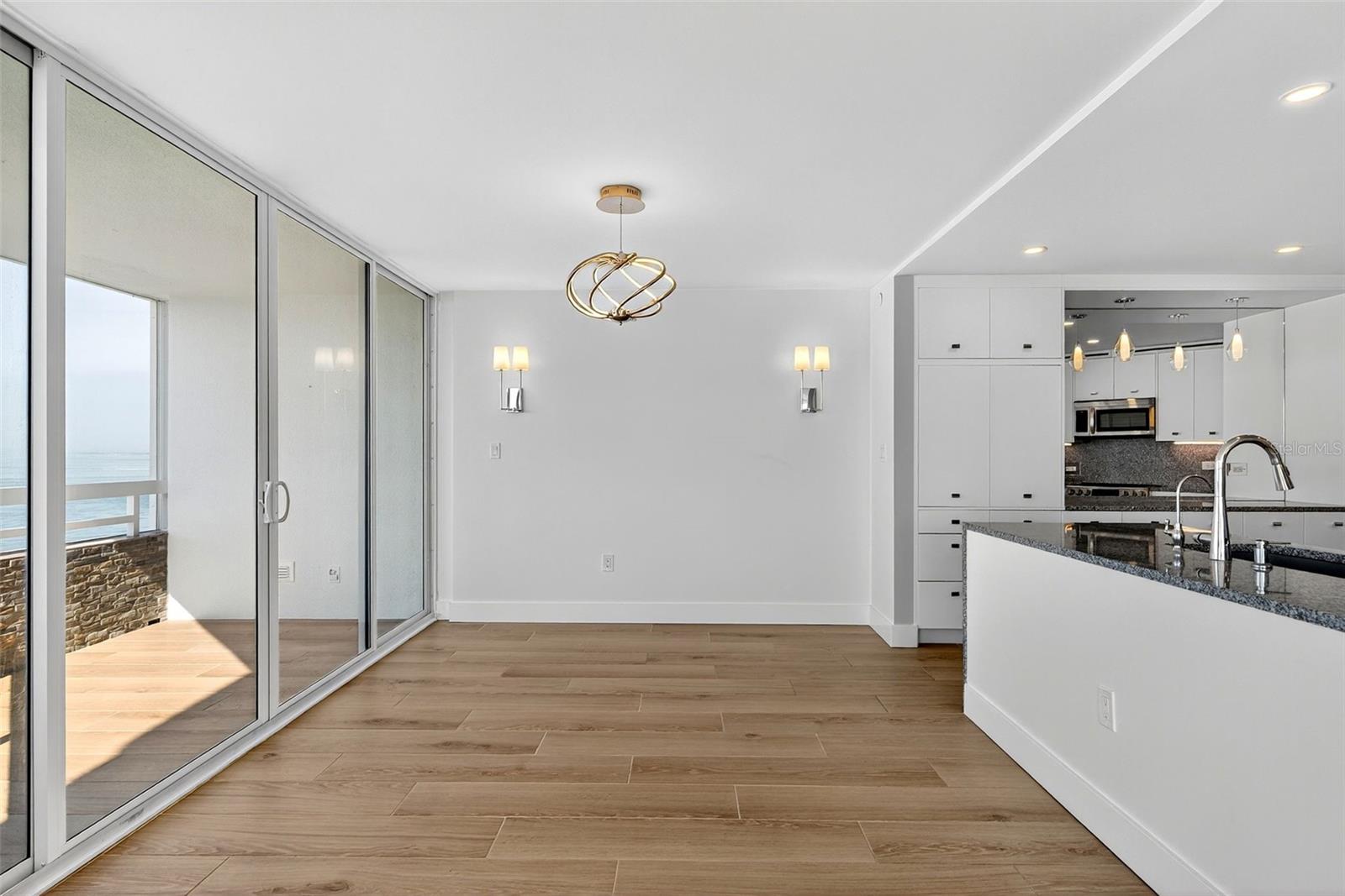 Image 11 of 100 For 888 Blvd Of The Arts  605