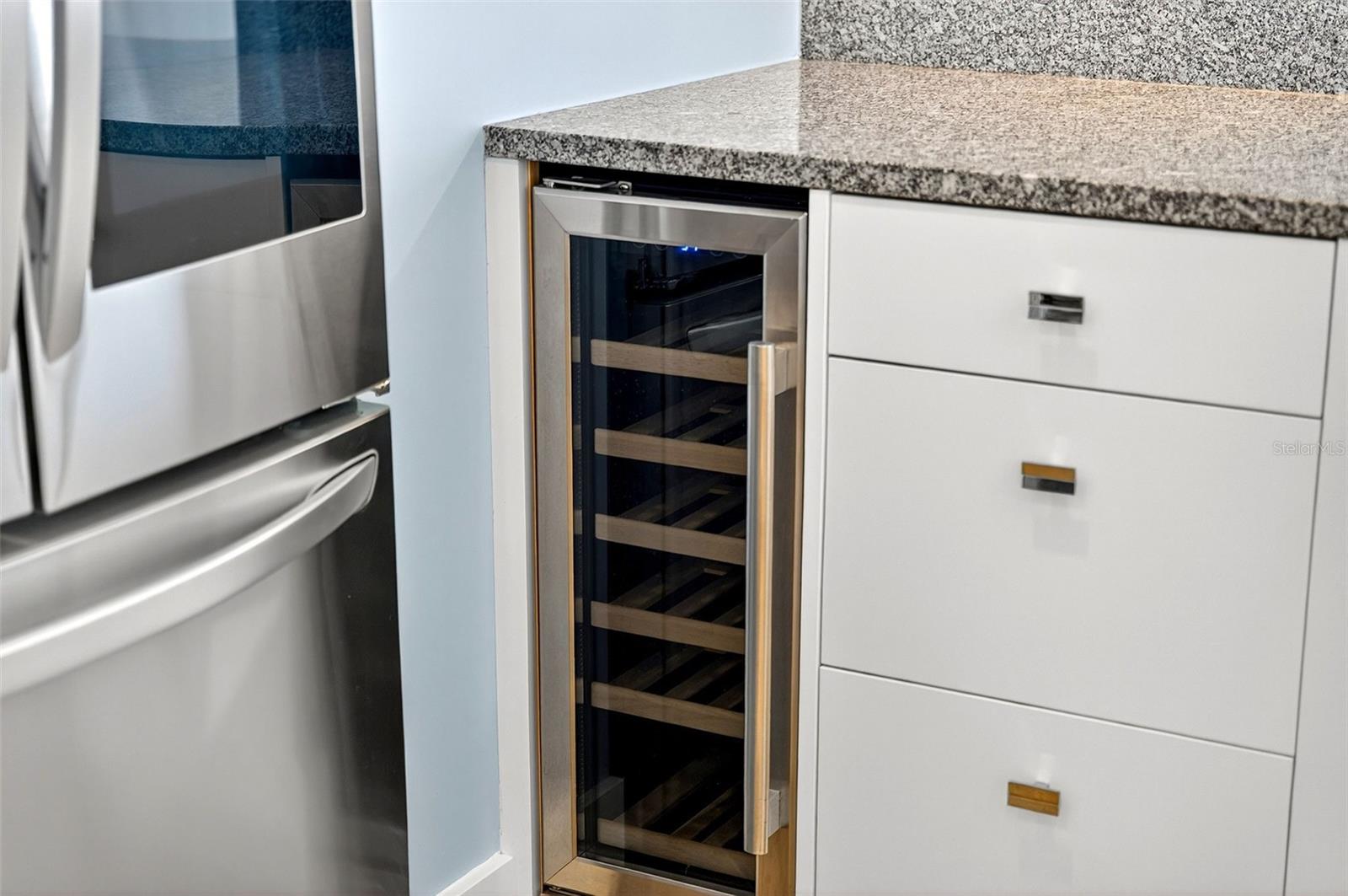 Image 21 of 100 For 888 Blvd Of The Arts  605