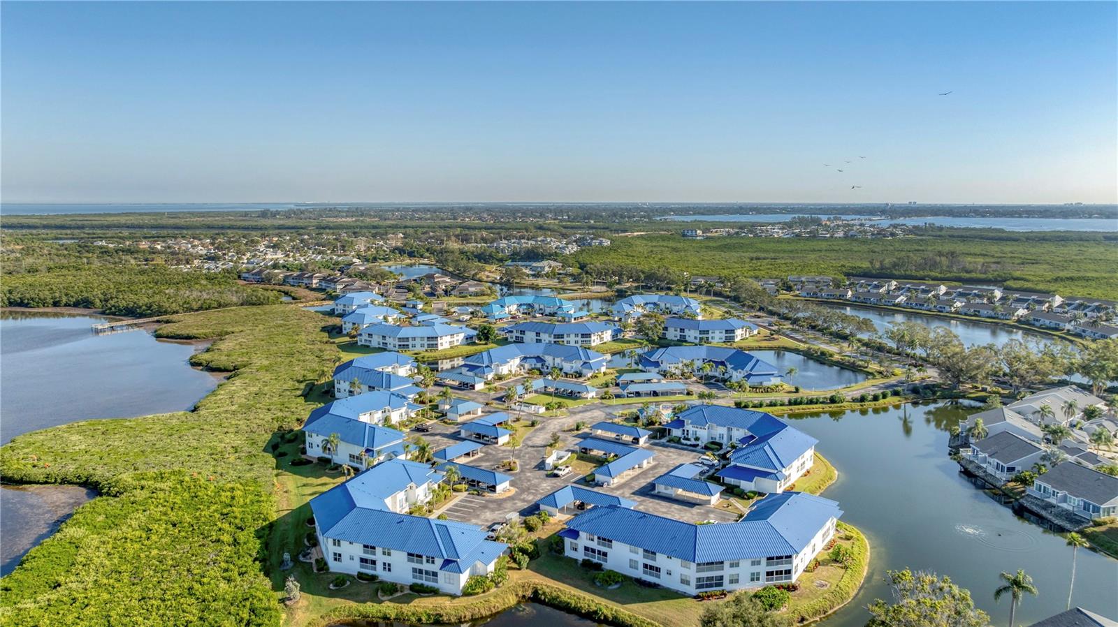 Image 33 of 54 For 983 Sandpiper Circle