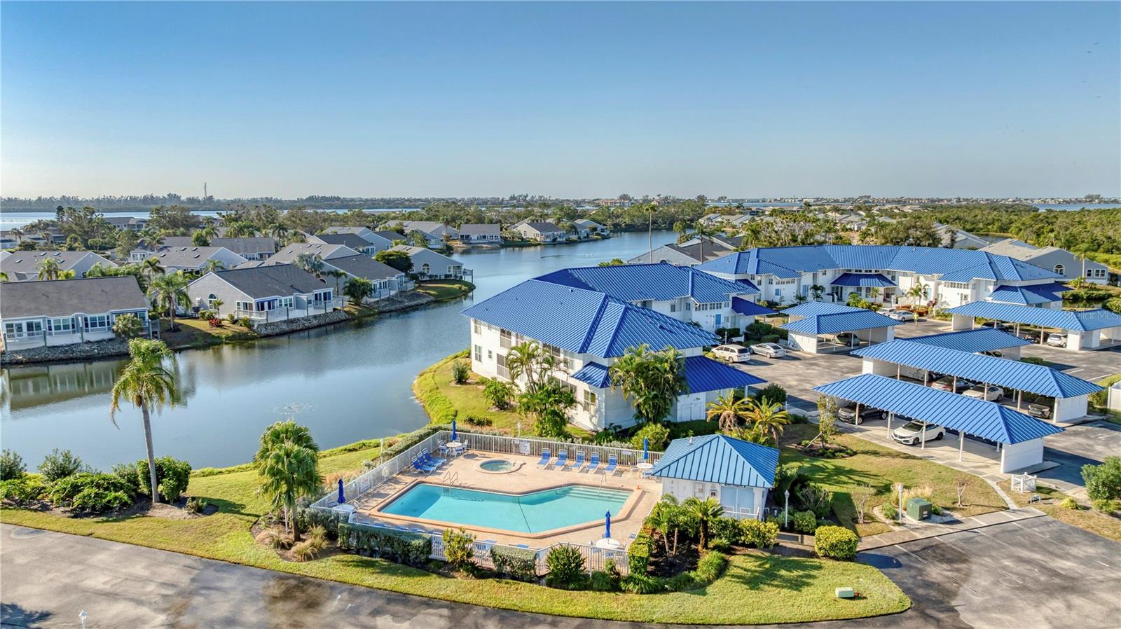 Image 34 of 54 For 983 Sandpiper Circle