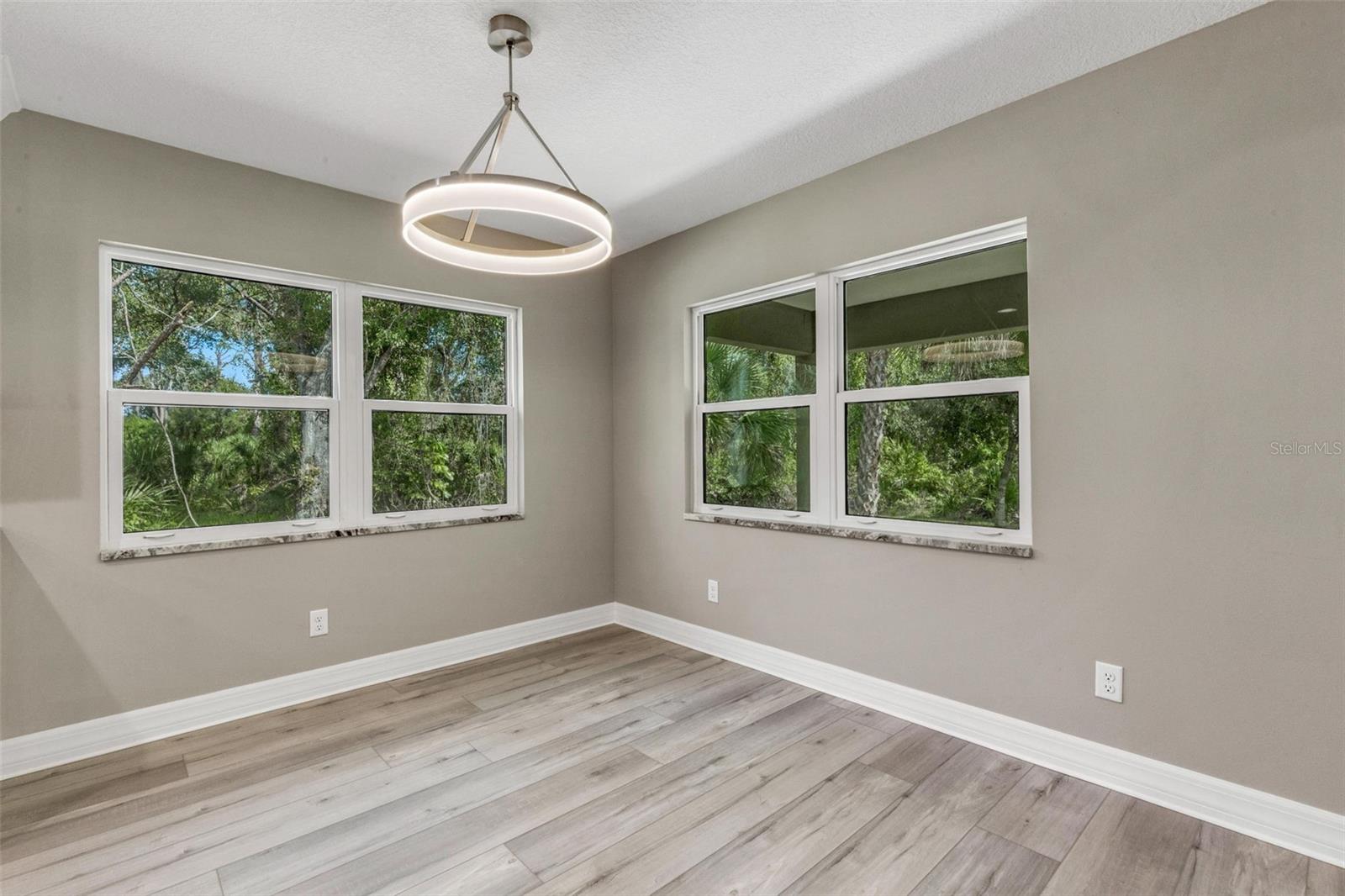 Image 10 of 46 For 1183 Cedar Avenue