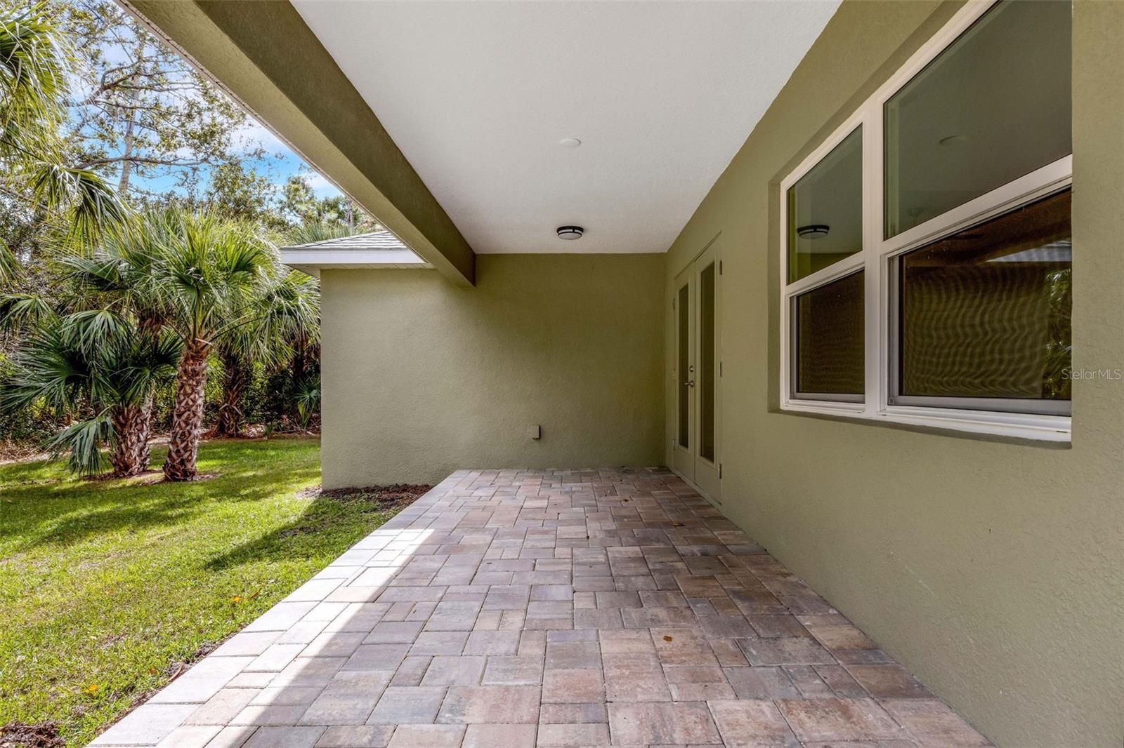 Image 41 of 46 For 1183 Cedar Avenue