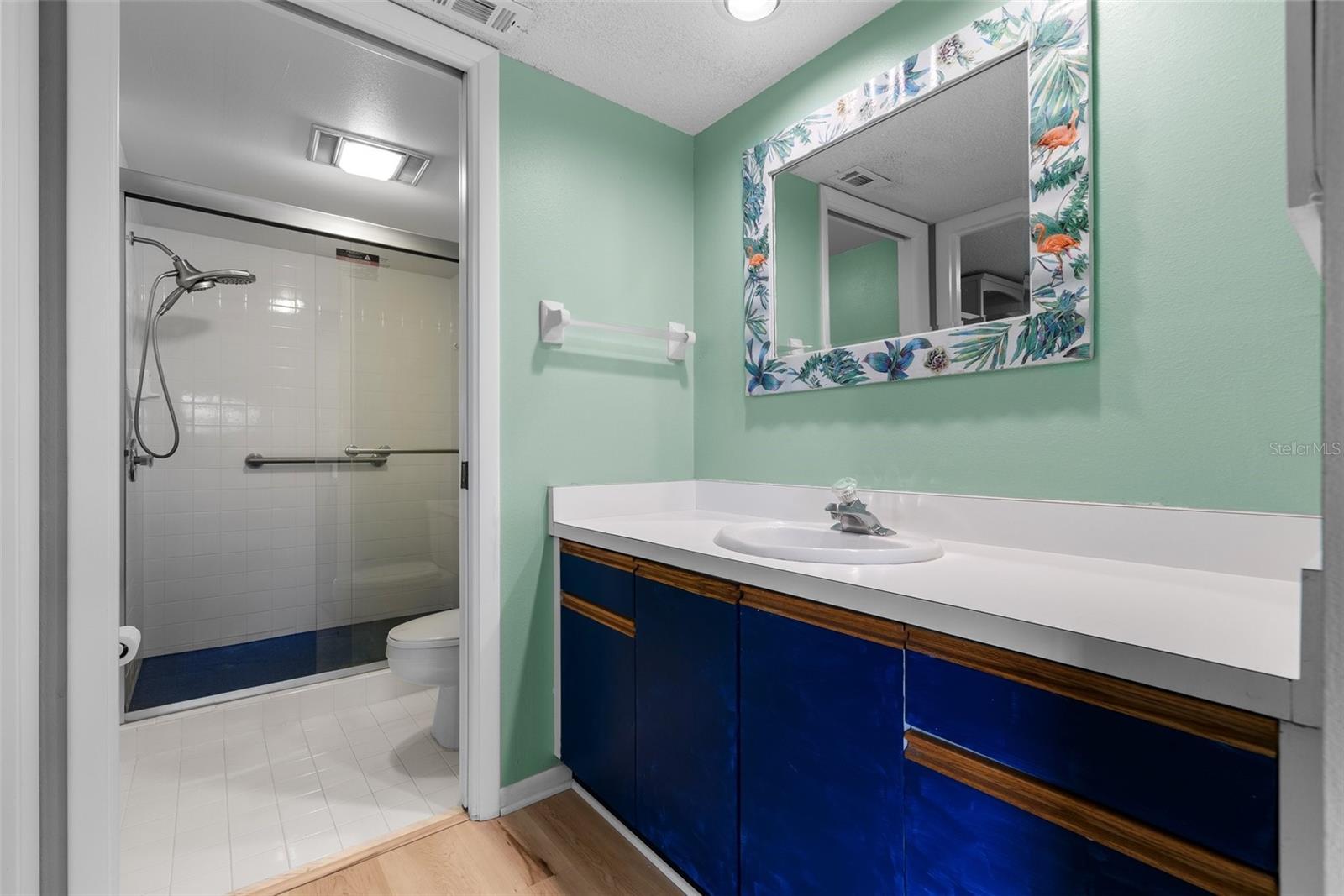 Image 23 of 50 For 6061 Fairway Lane 1411