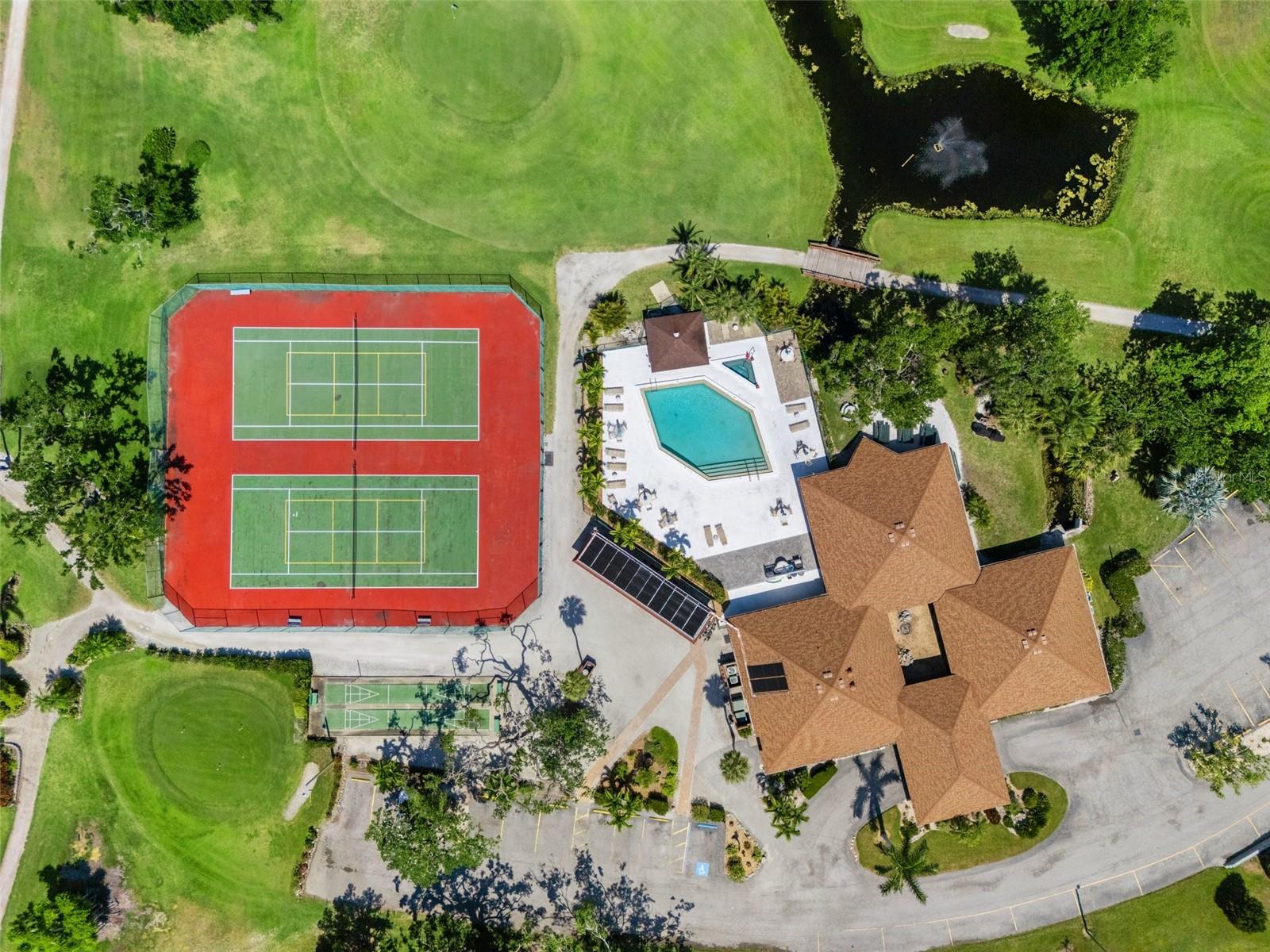 Image 36 of 50 For 6061 Fairway Lane 1411