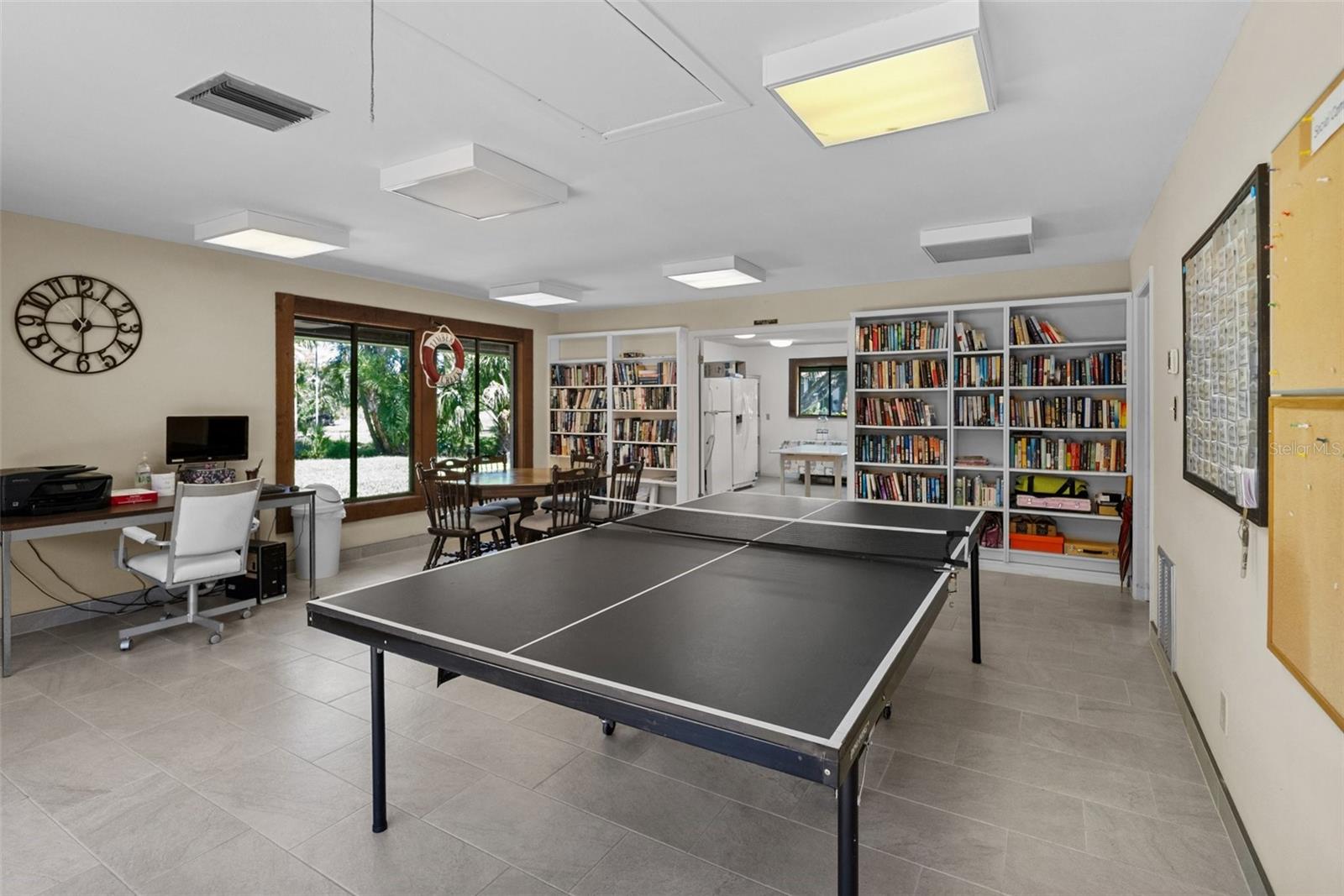 Image 45 of 50 For 6061 Fairway Lane 1411