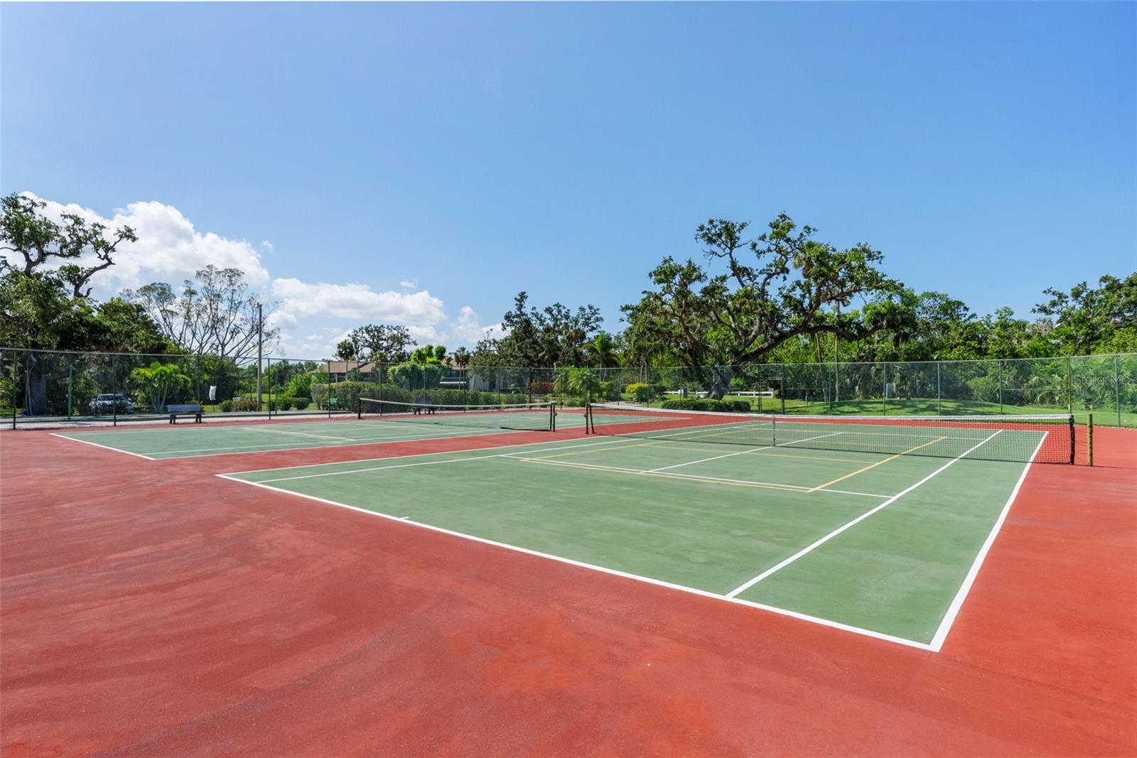 Image 48 of 50 For 6061 Fairway Lane 1411