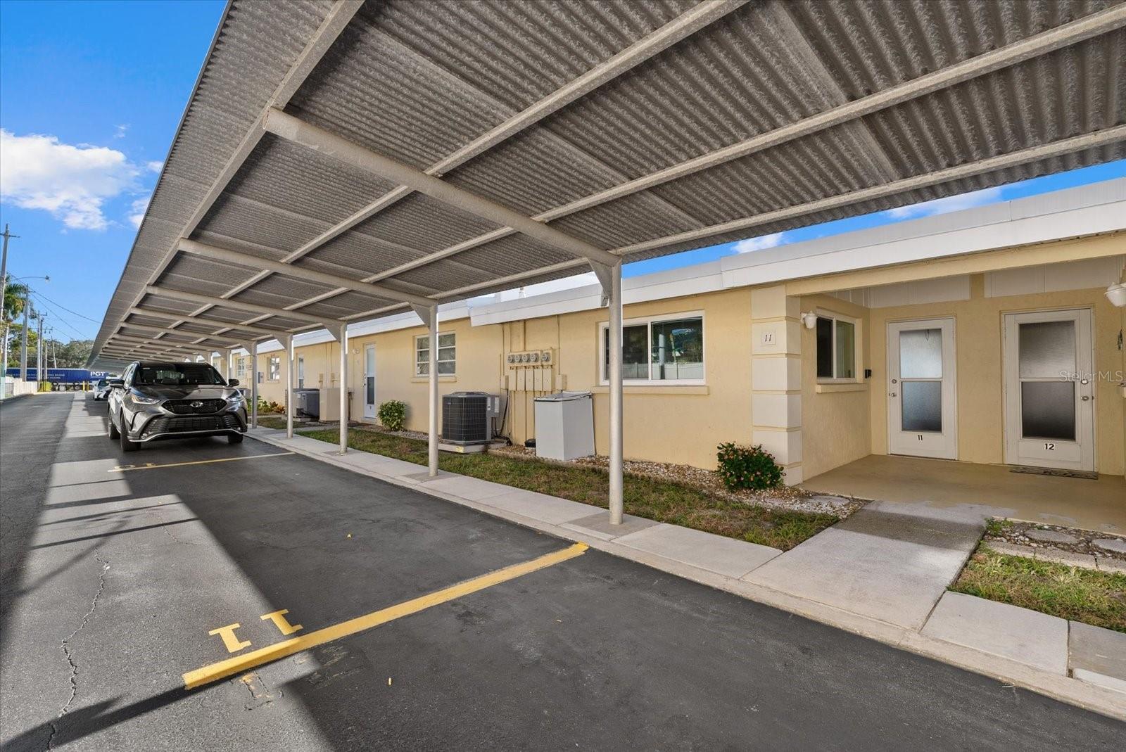 Image 3 of 45 For 6006 Midnight Pass Road 11