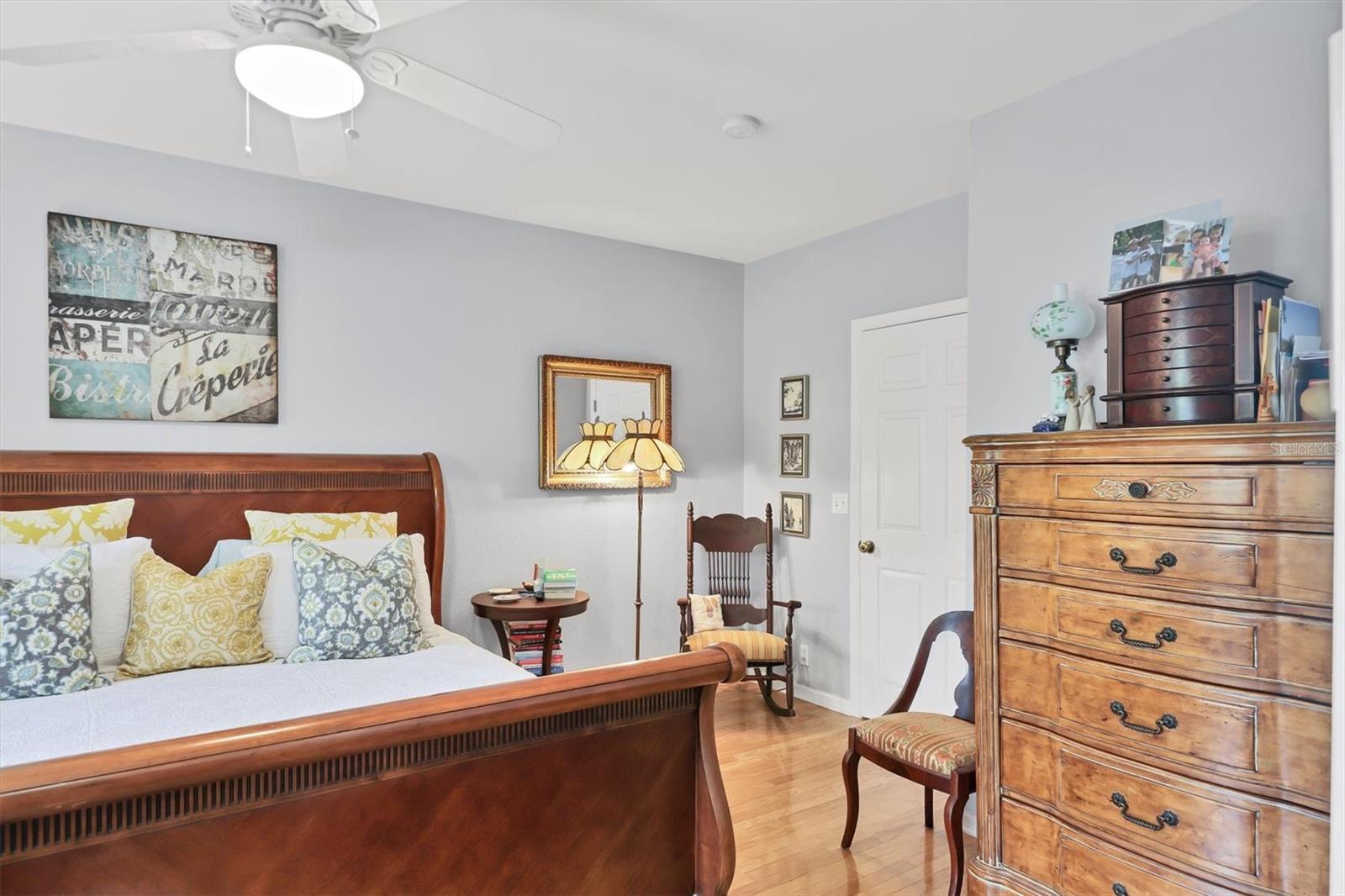 Image 20 of 44 For 401 28th Street W