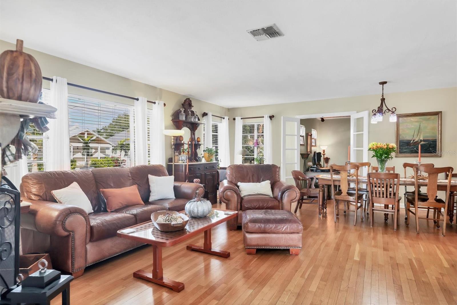 Image 3 of 44 For 401 28th Street W