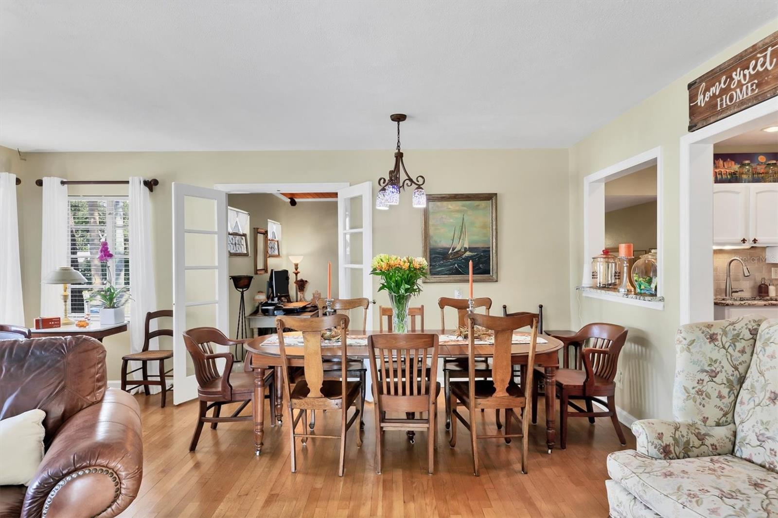 Image 7 of 44 For 401 28th Street W