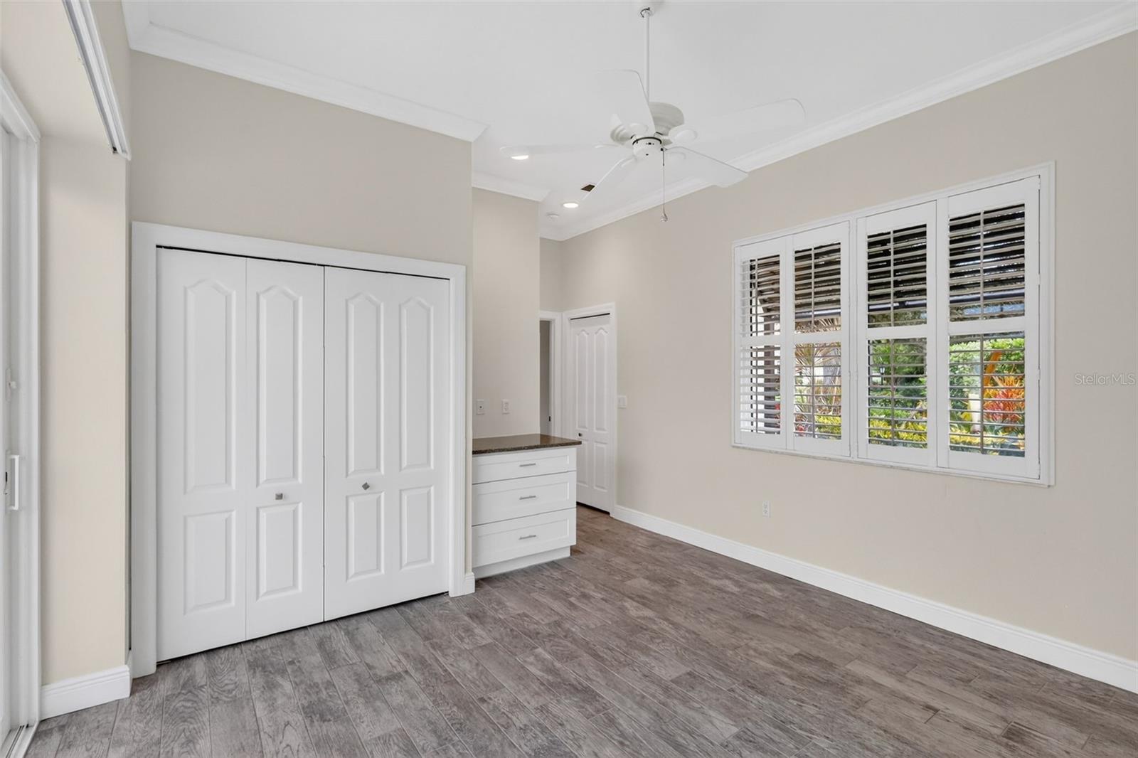 Image 10 of 77 For 4237 Palacio Drive