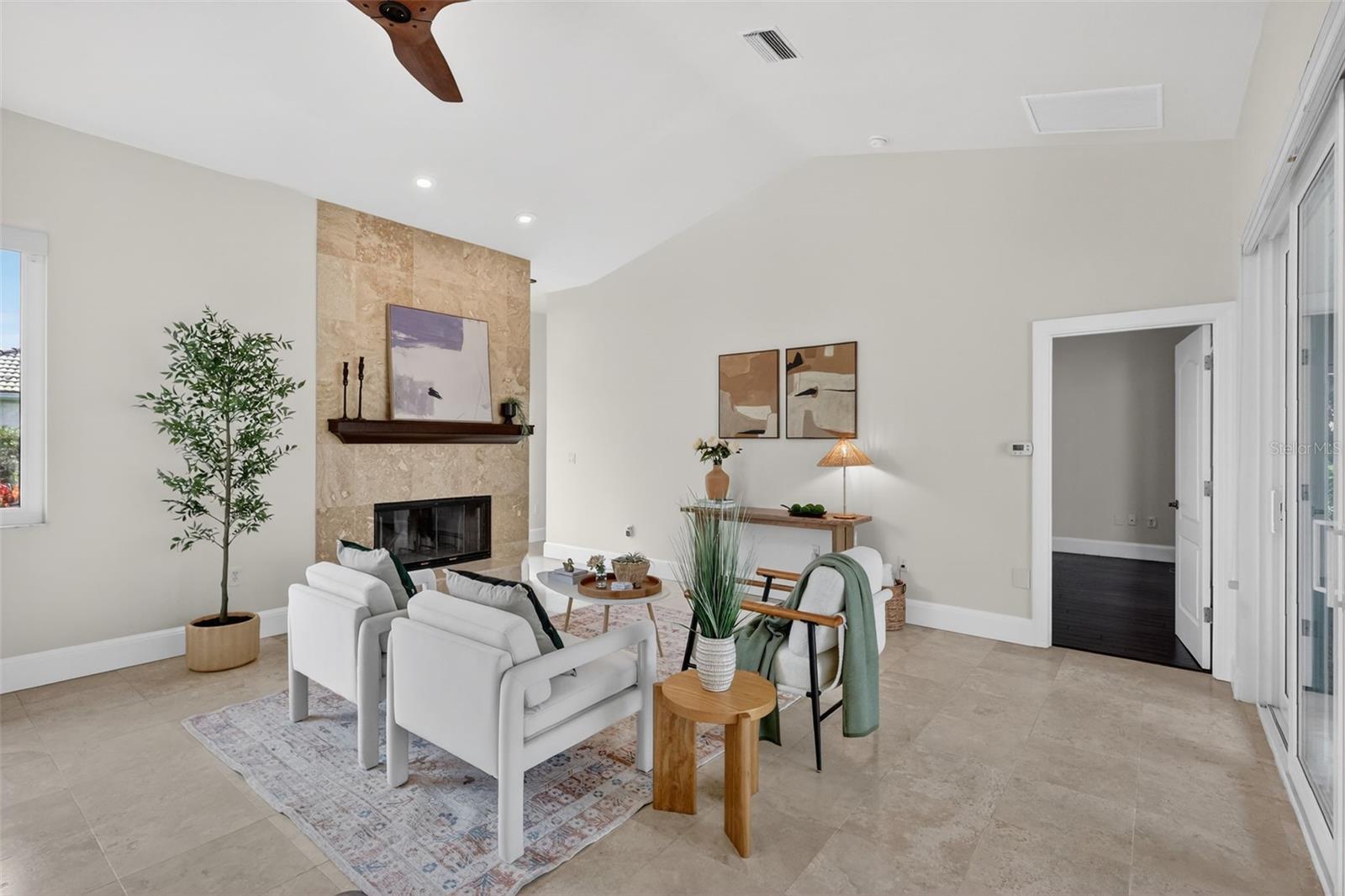 Image 32 of 77 For 4237 Palacio Drive