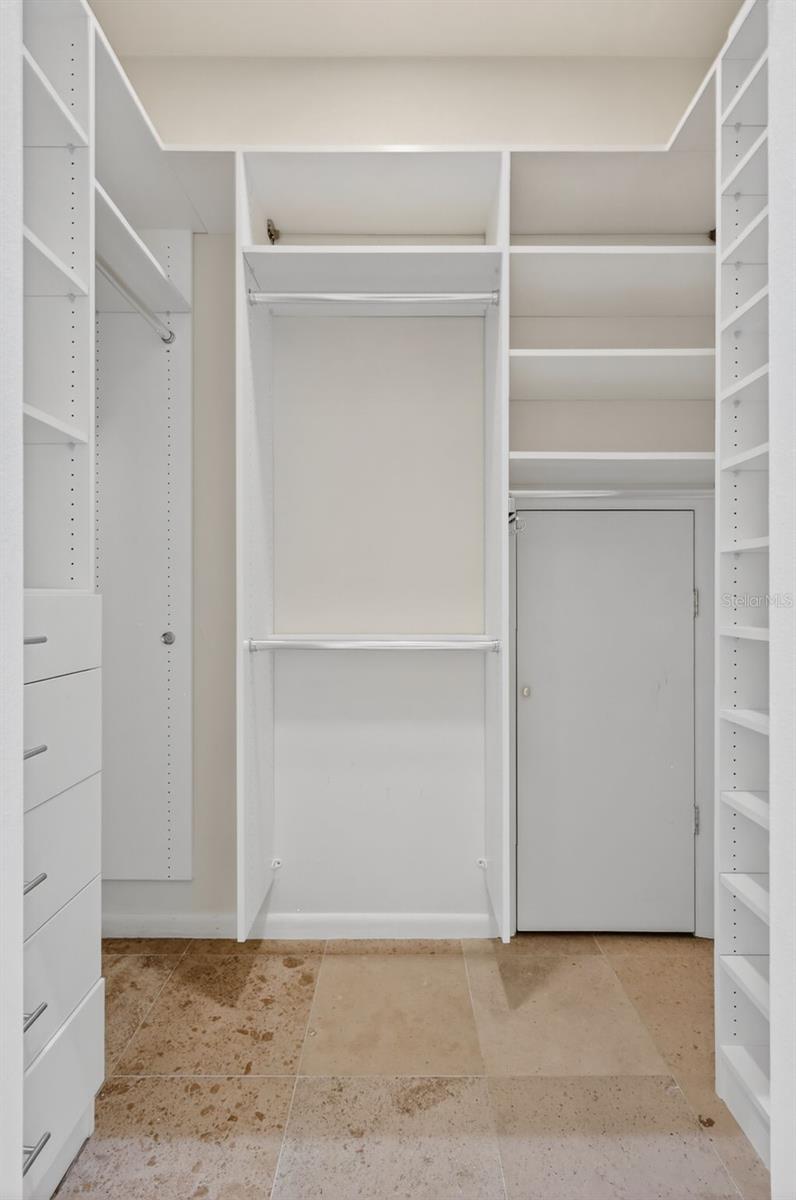 Image 44 of 77 For 4237 Palacio Drive