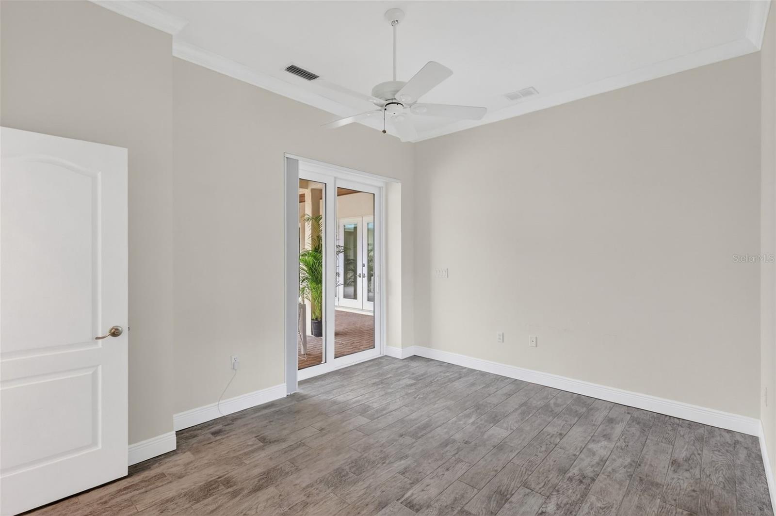 Image 8 of 77 For 4237 Palacio Drive