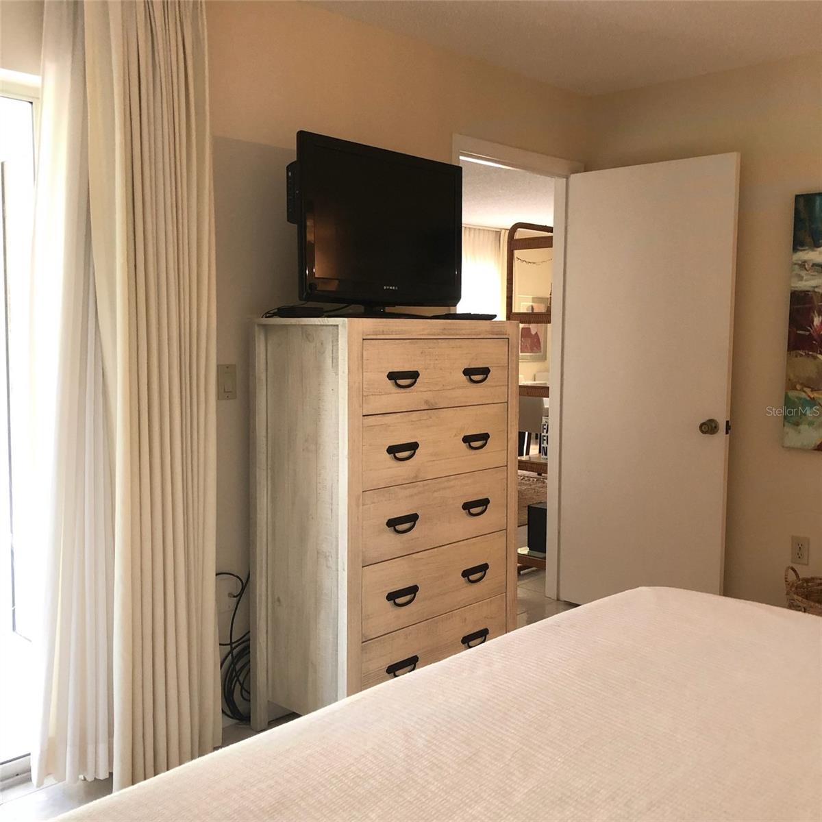 Image 16 of 44 For 5226 Marsh Field Lane 11