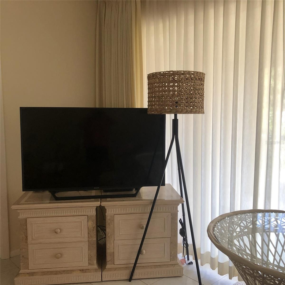 Image 18 of 44 For 5226 Marsh Field Lane 11