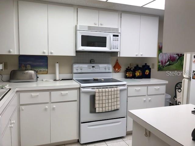 Image 21 of 44 For 5226 Marsh Field Lane 11