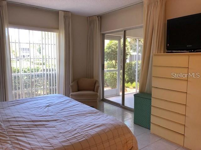 Image 37 of 44 For 5226 Marsh Field Lane 11