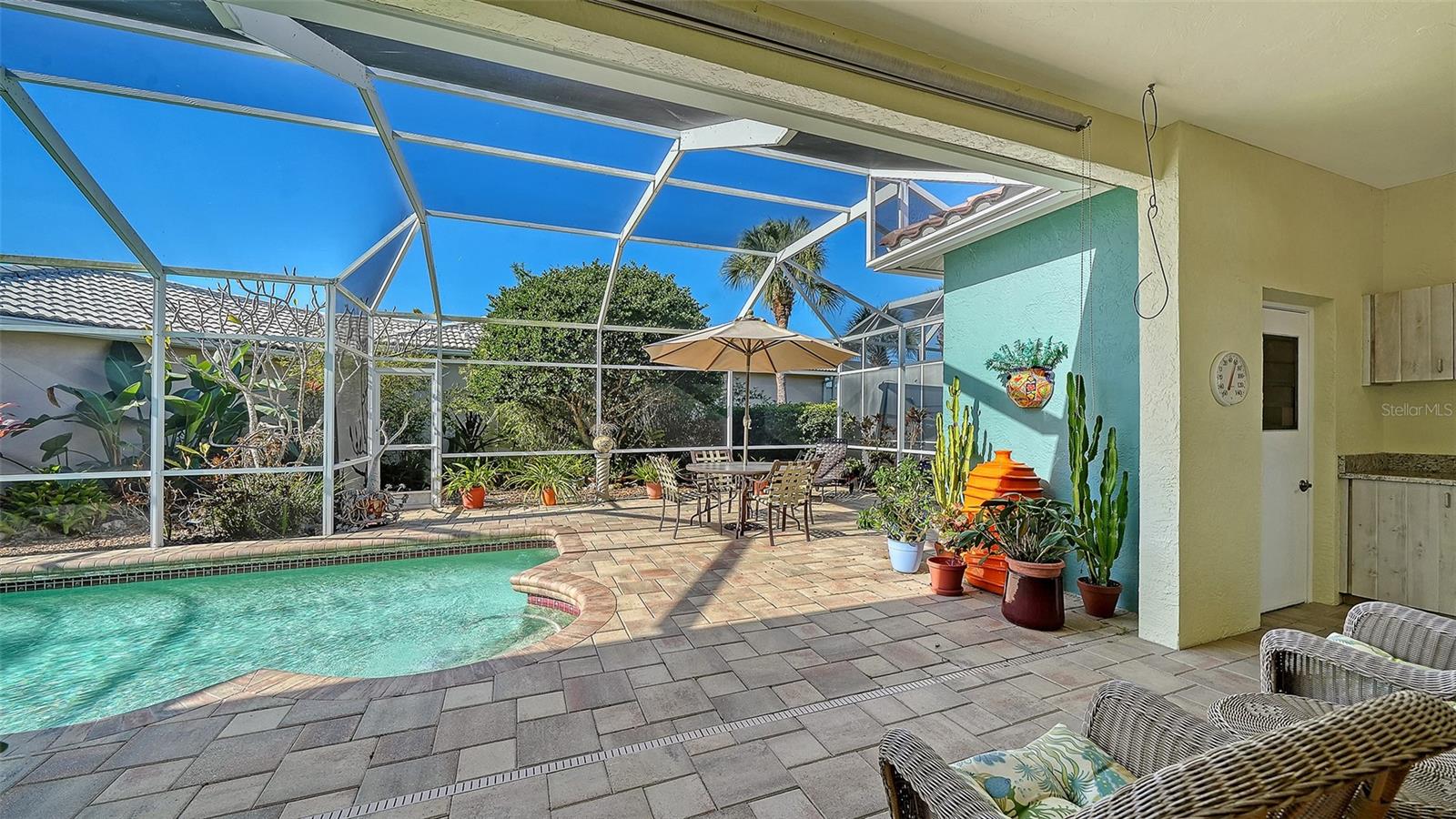 Image 11 of 51 For 6828 Avenida Marbella