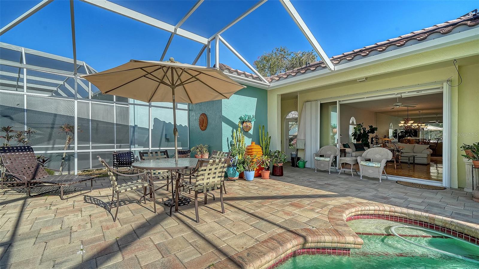 Image 13 of 51 For 6828 Avenida Marbella