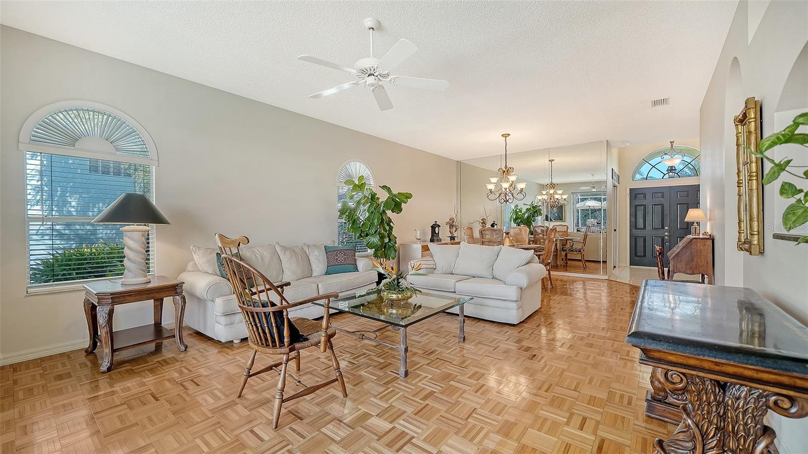 Image 17 of 51 For 6828 Avenida Marbella