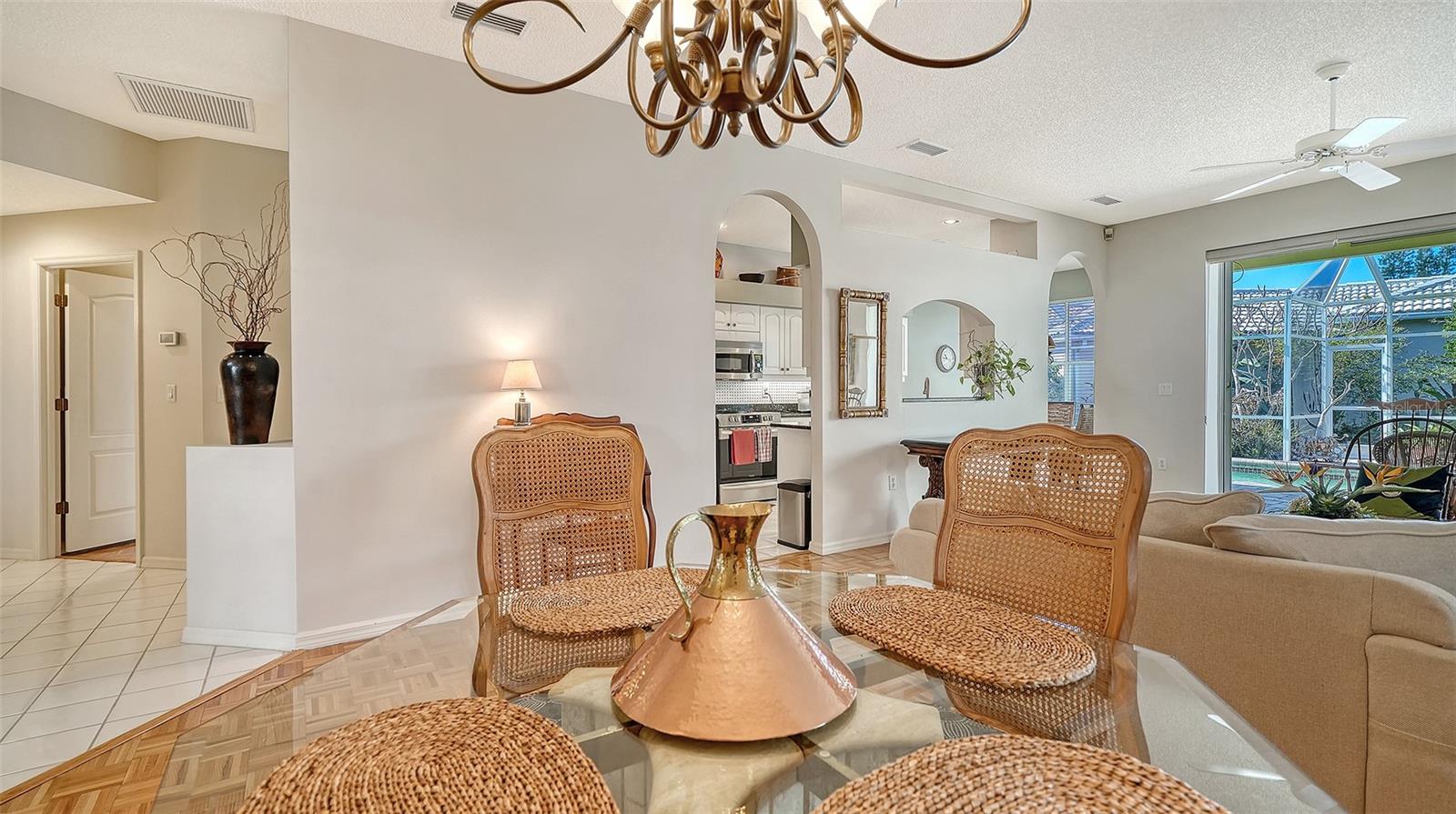 Image 19 of 51 For 6828 Avenida Marbella