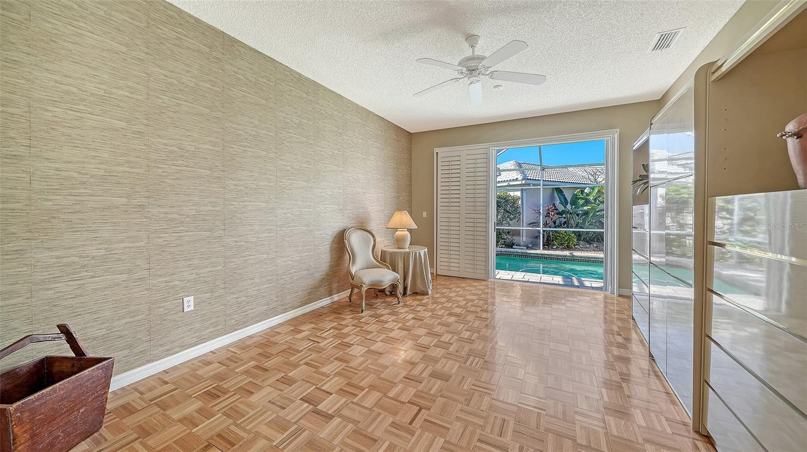 Image 26 of 51 For 6828 Avenida Marbella