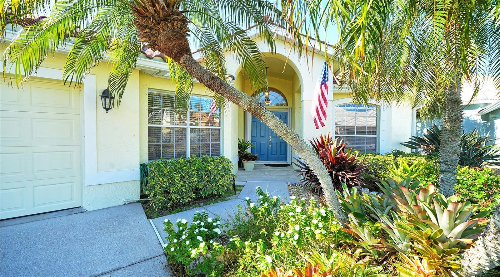 Image 3 of 51 For 6828 Avenida Marbella