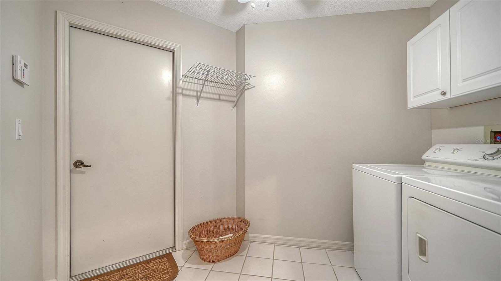 Image 37 of 51 For 6828 Avenida Marbella