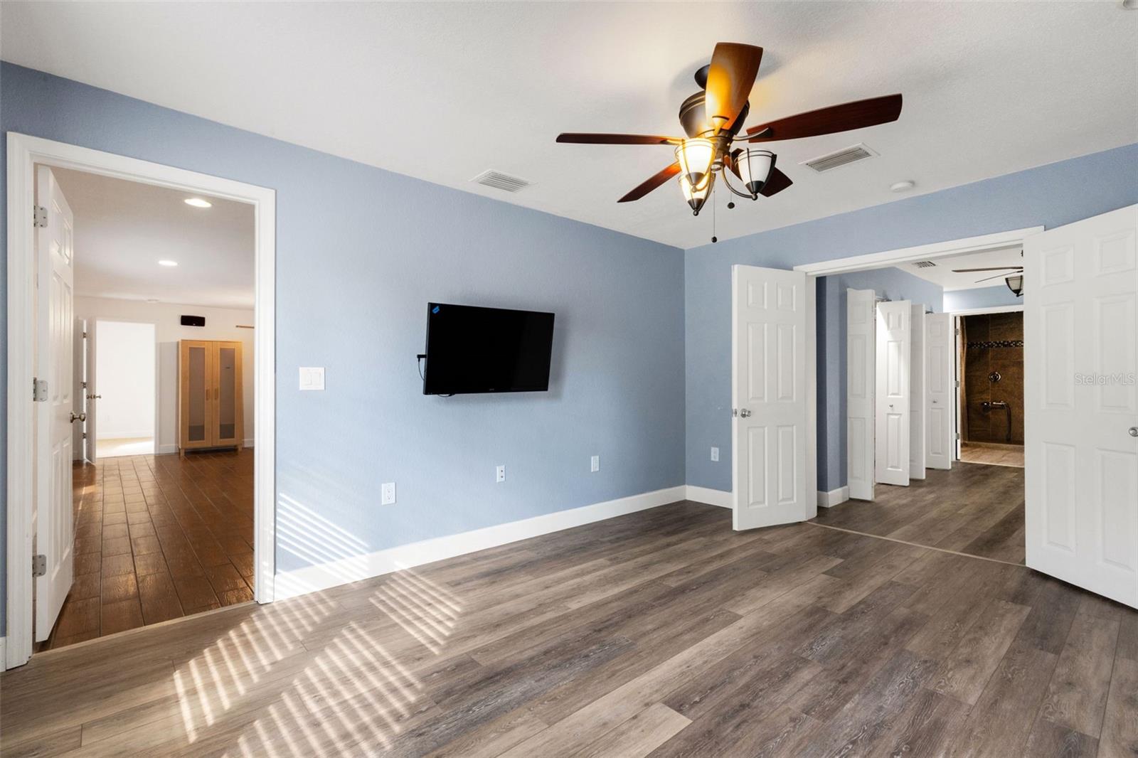 Image 24 of 70 For 4324 Eastwood Drive