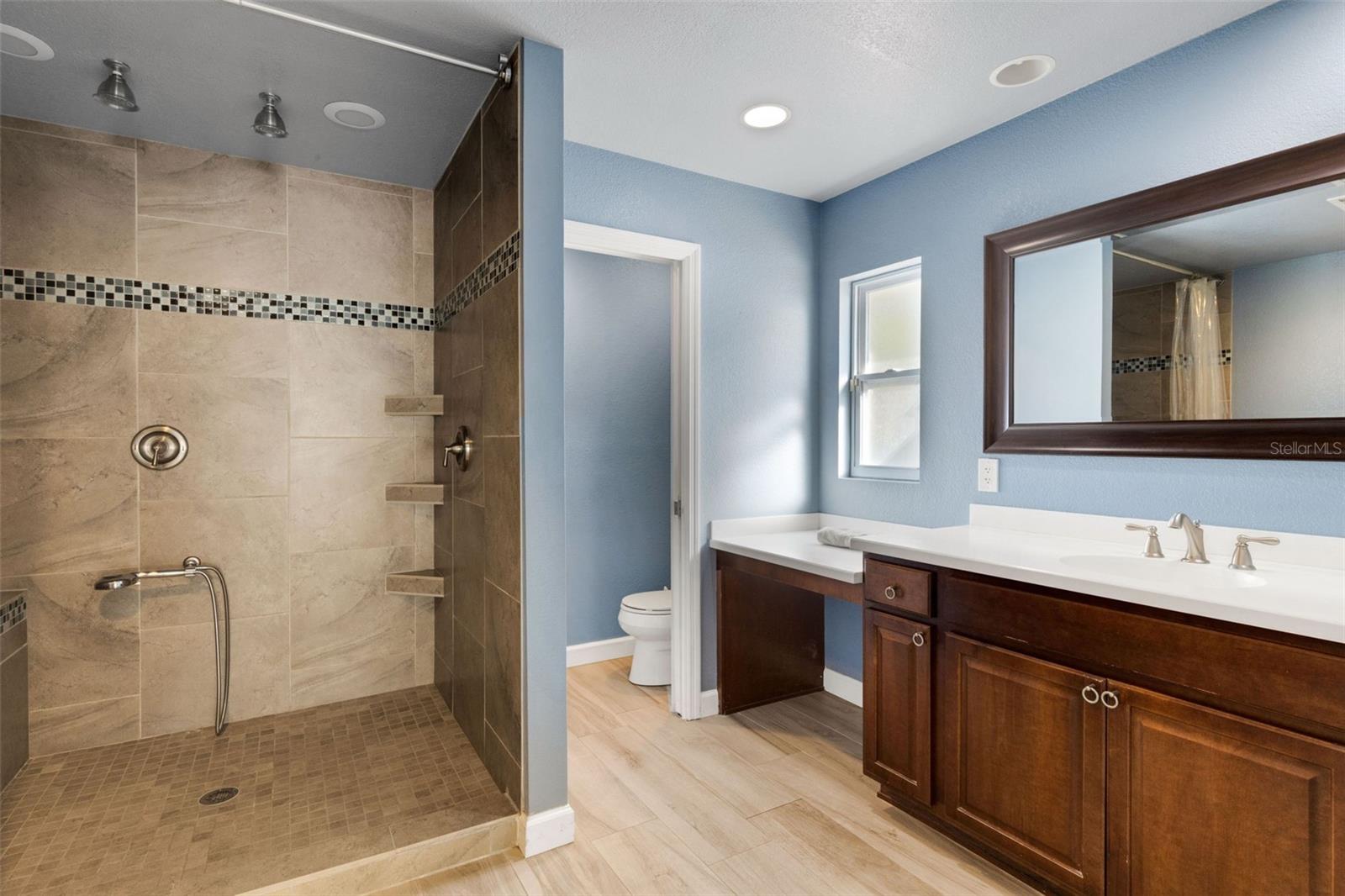 Image 31 of 70 For 4324 Eastwood Drive