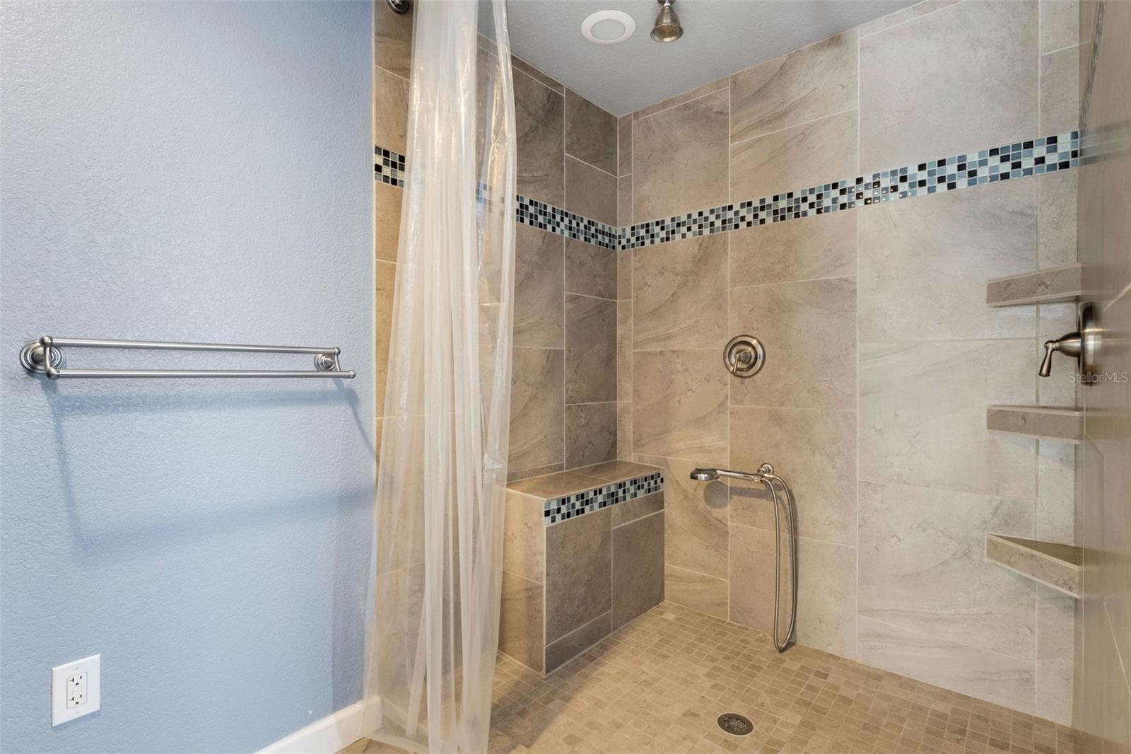 Image 32 of 70 For 4324 Eastwood Drive