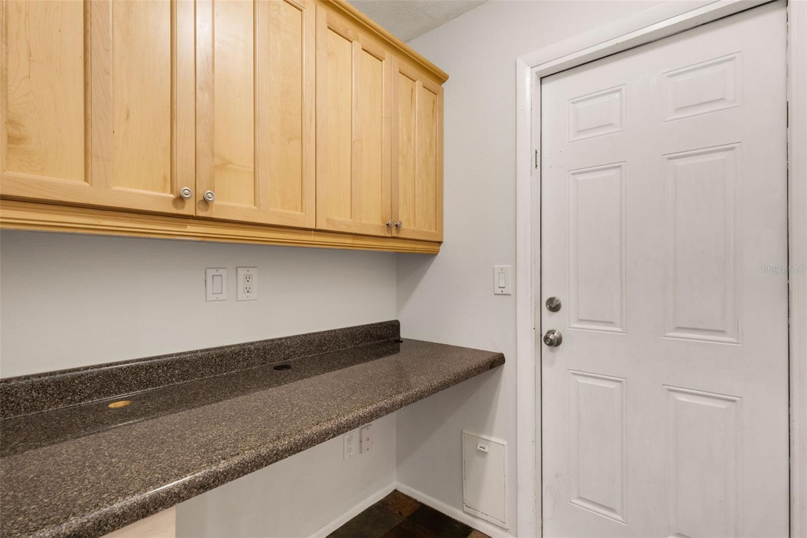 Image 34 of 70 For 4324 Eastwood Drive