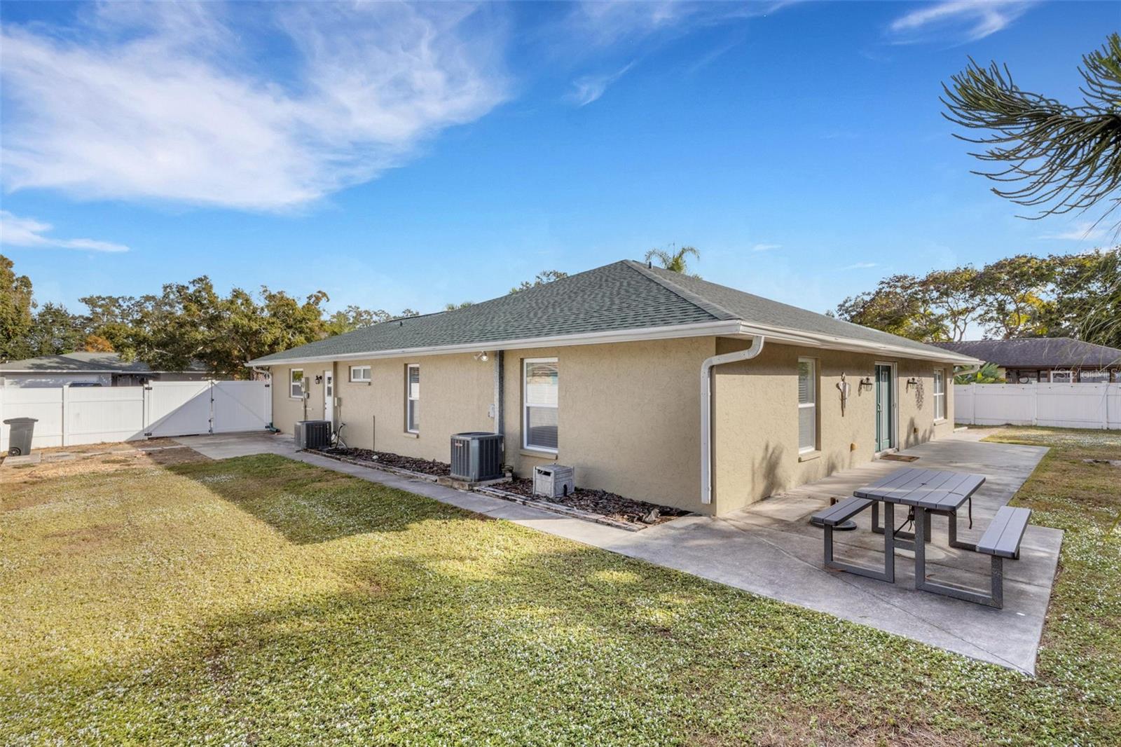 Image 51 of 70 For 4324 Eastwood Drive