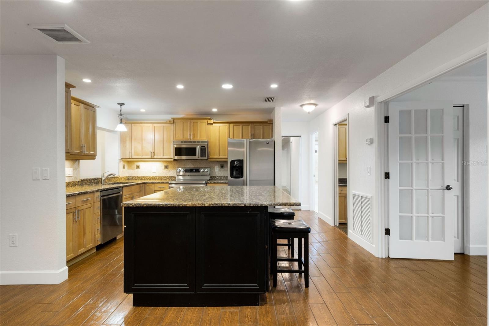 Image 8 of 70 For 4324 Eastwood Drive